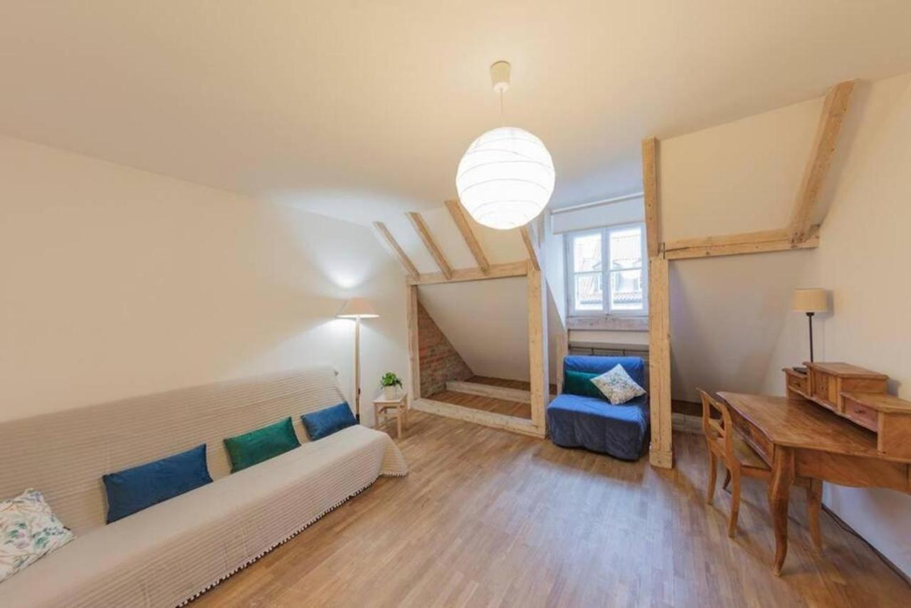 Snug Apartment In A Tenement House - Old Town - F50/5 Varsovia Exterior foto