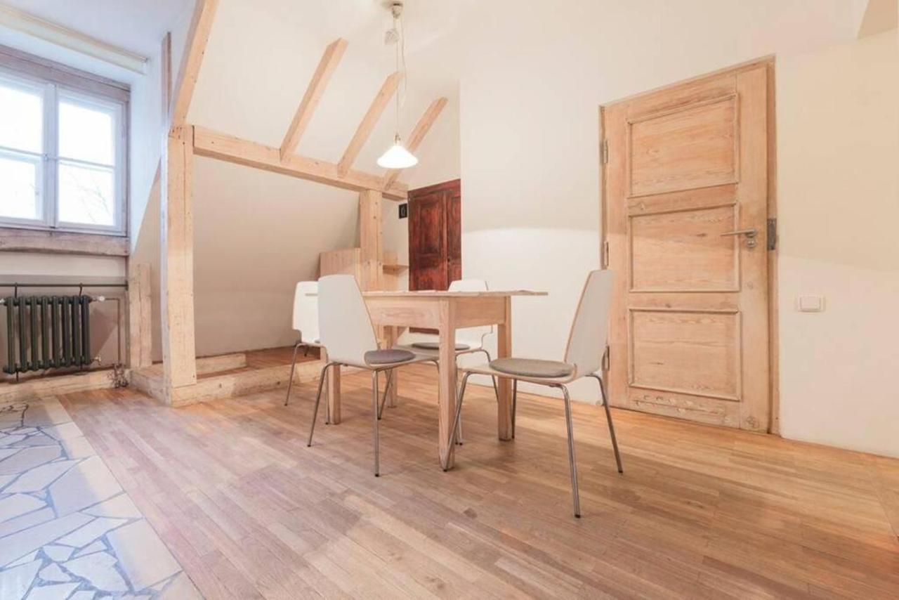 Snug Apartment In A Tenement House - Old Town - F50/5 Varsovia Exterior foto